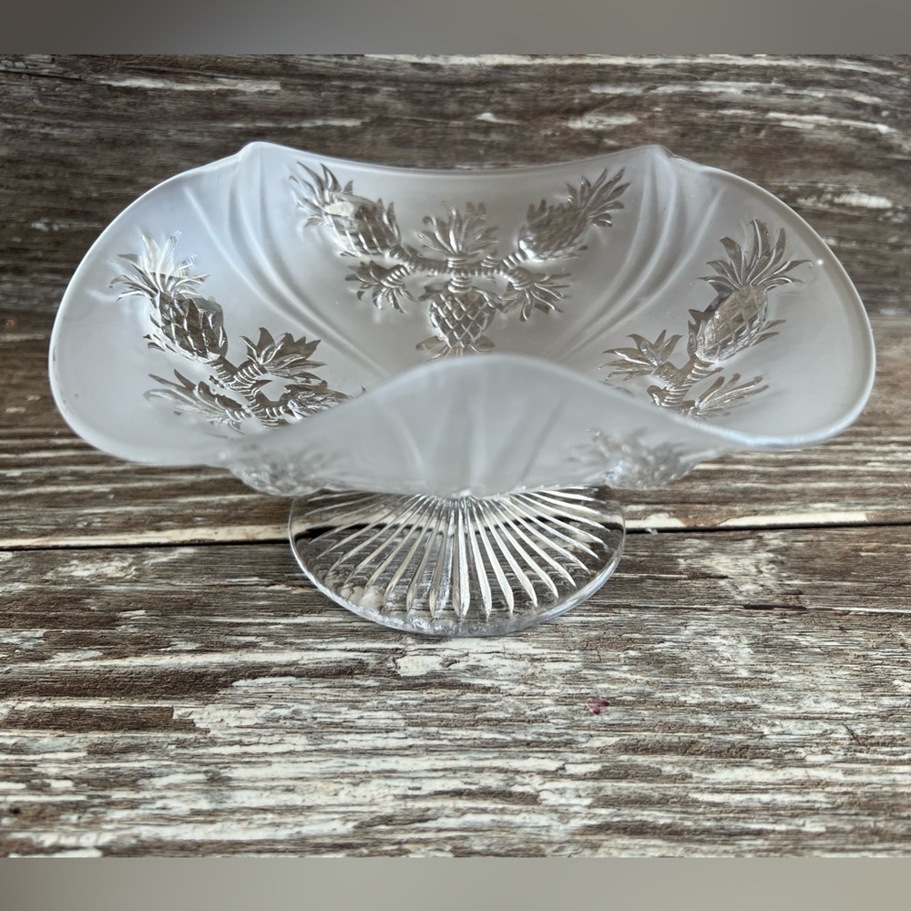 Frosted Crystal Compote Pedestal Dish Bowl with‎ Pineapple Design Baccarat Style